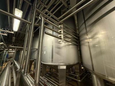 Overview picture of 1991 Kronjysk 725-1 s/s vertical storage tank 10.000L